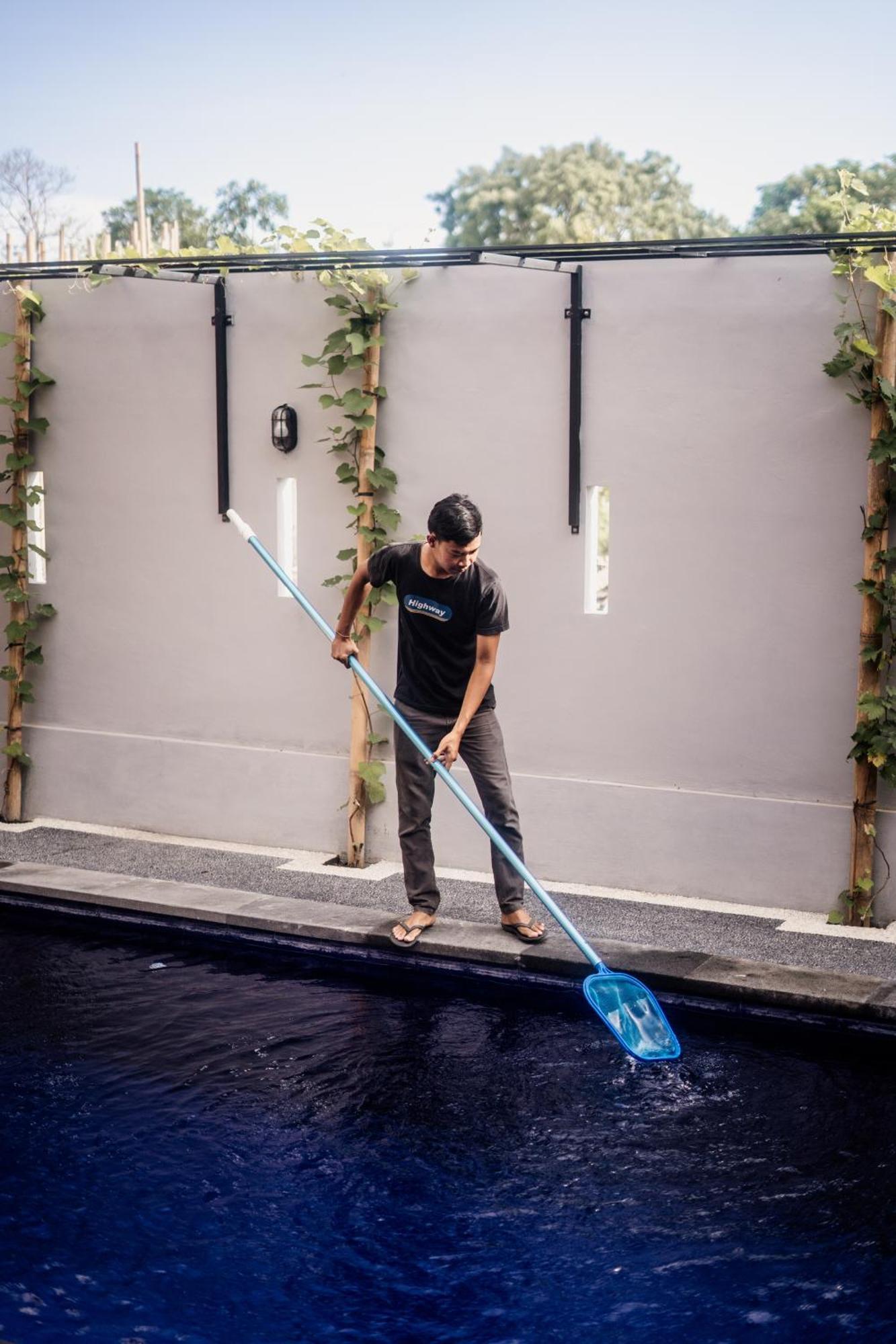 Pondok Yogi Guest House Canggu Exterior photo