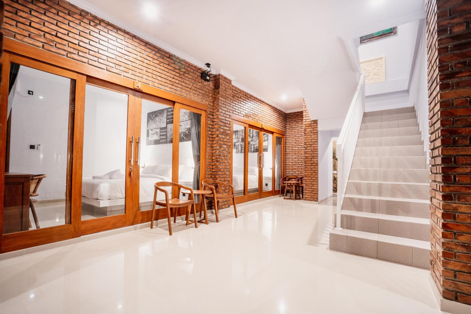 Pondok Yogi Guest House Canggu Exterior photo